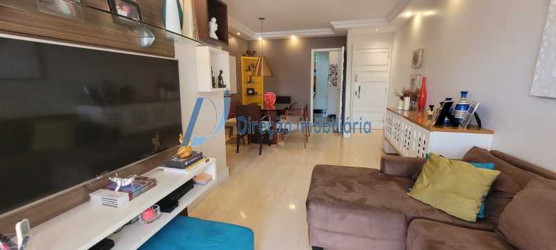 Apartamento à venda com 3 quartos, 111m² - Foto 6