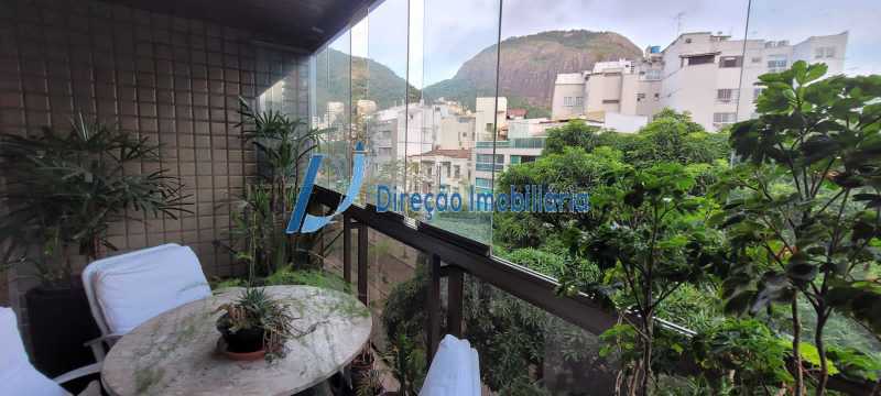 Apartamento à venda com 4 quartos, 191m² - Foto 2