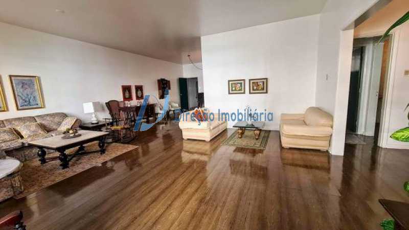 Apartamento à venda com 4 quartos, 222m² - Foto 6