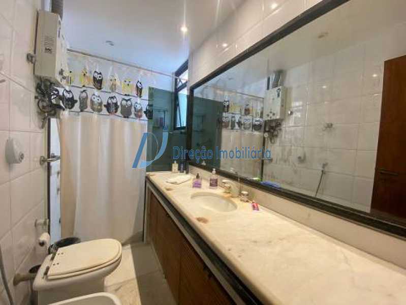 Apartamento à venda com 4 quartos, 203m² - Foto 17