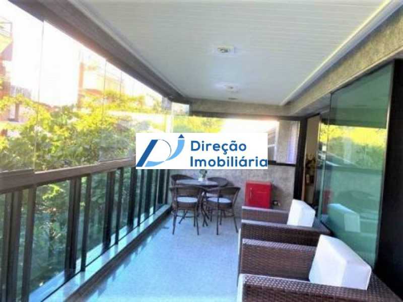 Apartamento à venda com 4 quartos, 214m² - Foto 3