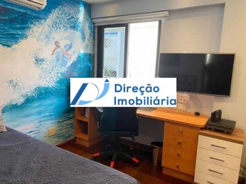 Apartamento à venda com 4 quartos, 214m² - Foto 19