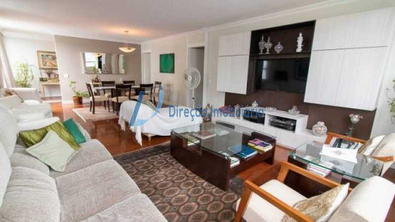 Apartamento à venda com 4 quartos, 181m² - Foto 4