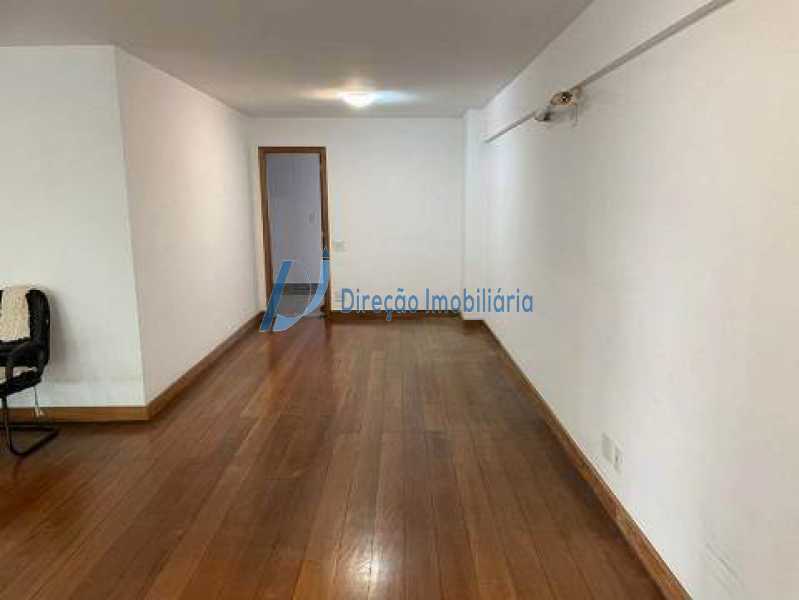 Apartamento à venda com 4 quartos, 243m² - Foto 8