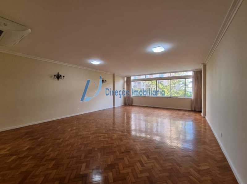 Apartamento à venda com 3 quartos, 167m² - Foto 1