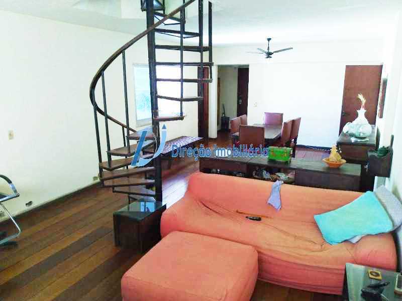 Cobertura à venda com 3 quartos, 207m² - Foto 2