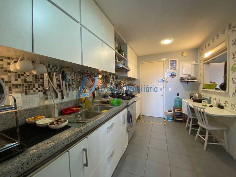 Apartamento à venda com 3 quartos, 87m² - Foto 17