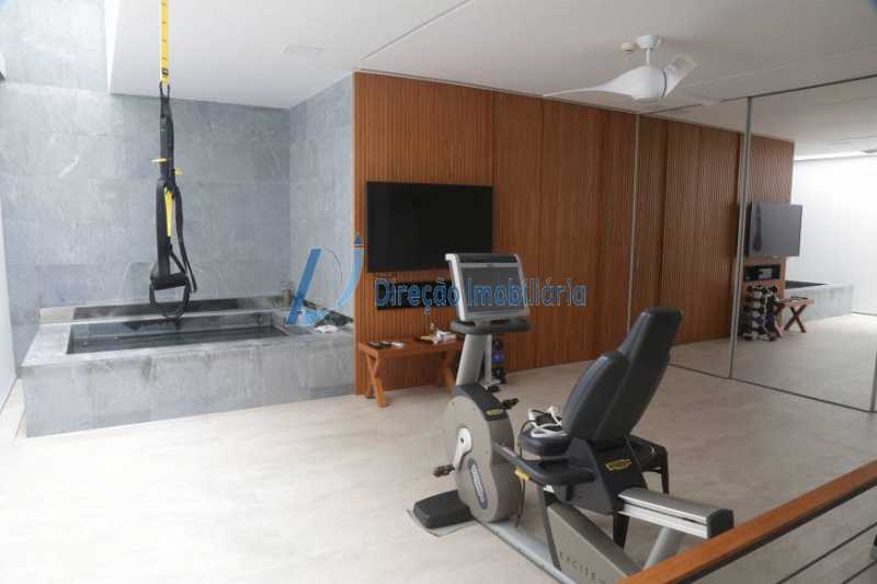 Cobertura à venda com 2 quartos, 267m² - Foto 14