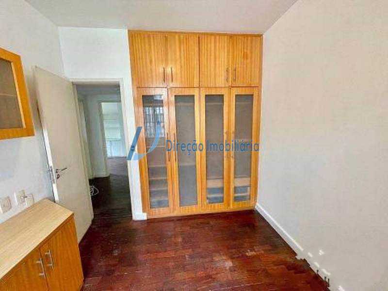 Apartamento à venda com 3 quartos, 130m² - Foto 15