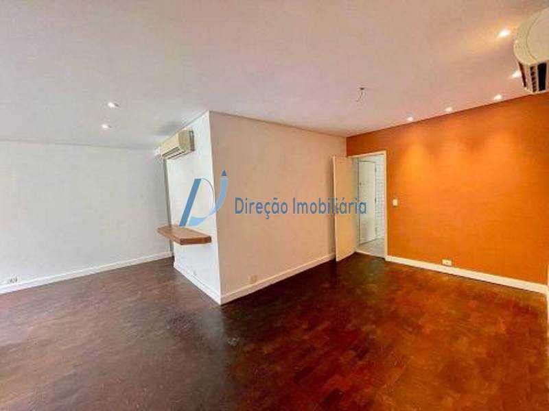 Apartamento à venda com 3 quartos, 130m² - Foto 5