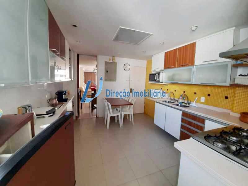 Apartamento à venda com 3 quartos, 150m² - Foto 21