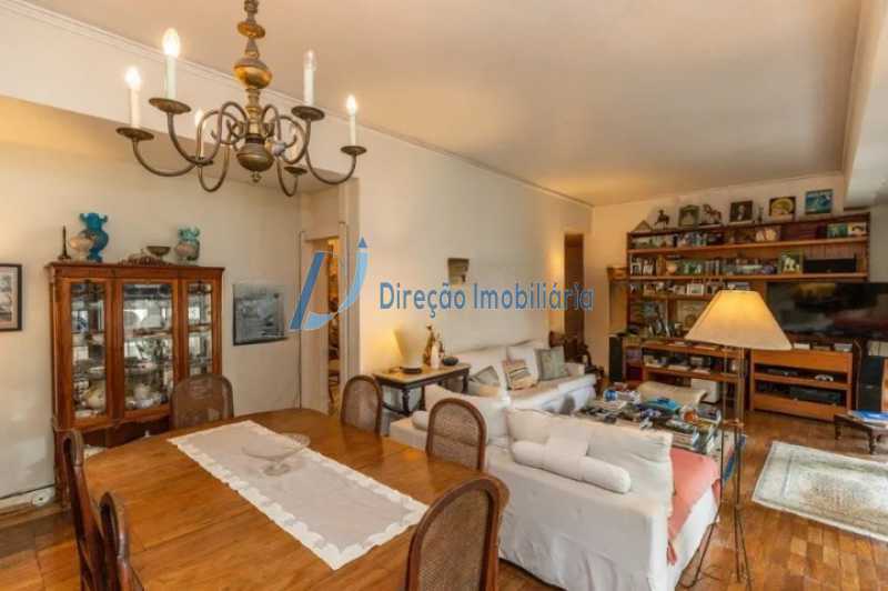 Apartamento à venda com 4 quartos, 140m² - Foto 2