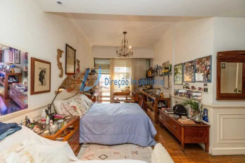 Apartamento à venda com 4 quartos, 140m² - Foto 8