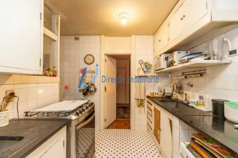 Apartamento à venda com 4 quartos, 140m² - Foto 18