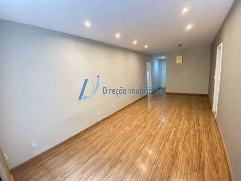 Apartamento à venda com 2 quartos, 93m² - Foto 2