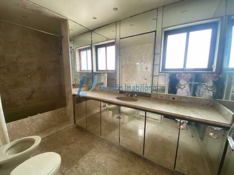 Apartamento à venda com 4 quartos, 260m² - Foto 17