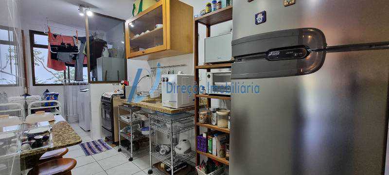 Apartamento à venda com 1 quarto, 78m² - Foto 13