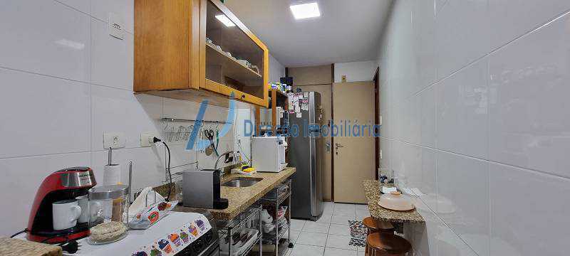 Apartamento à venda com 1 quarto, 78m² - Foto 14