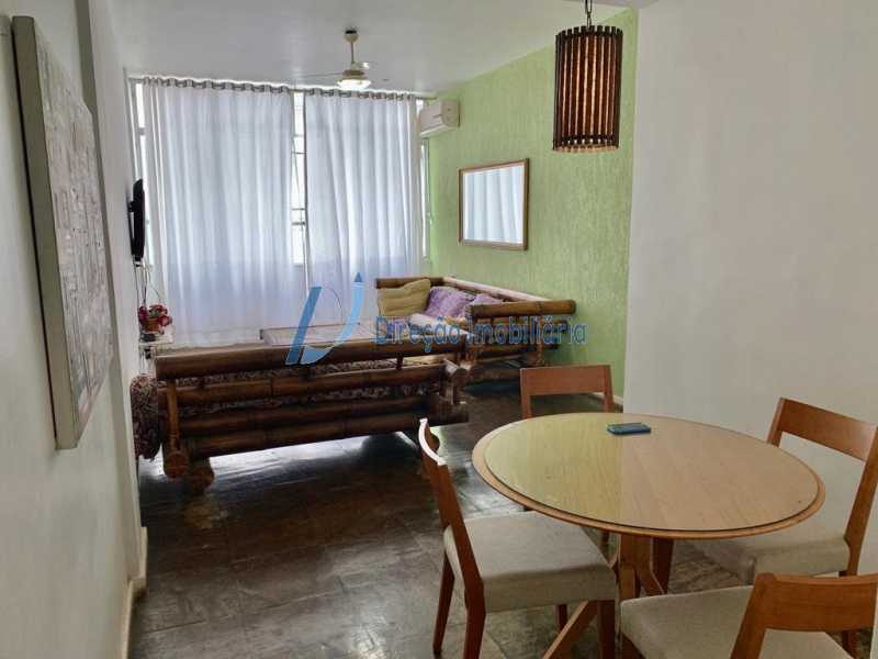 Apartamento à venda com 3 quartos, 99m² - Foto 3