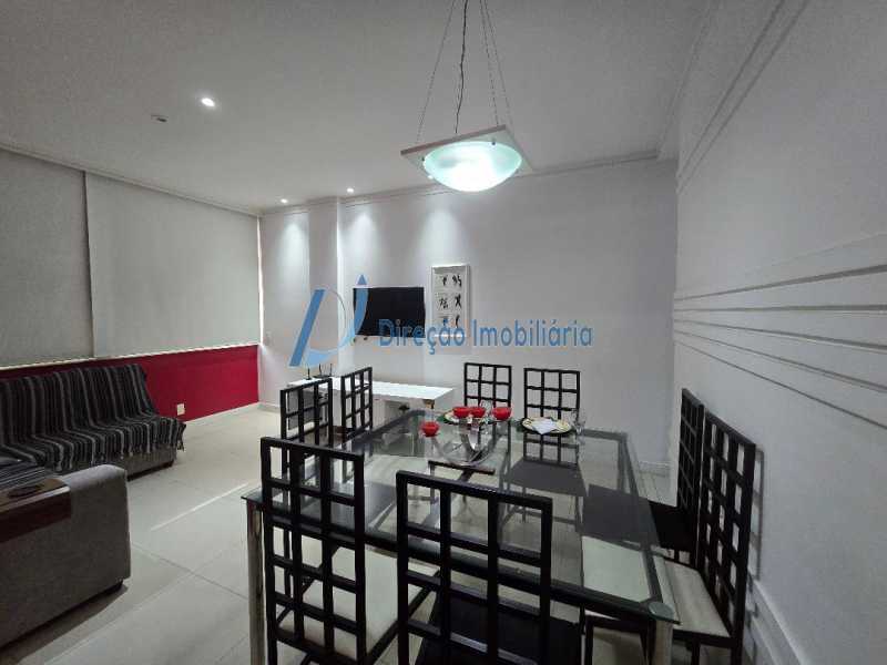 Apartamento à venda com 2 quartos, 77m² - Foto 1