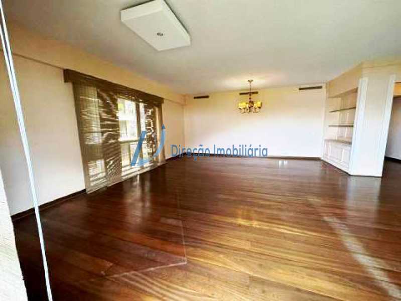 Apartamento à venda com 4 quartos, 225m² - Foto 8