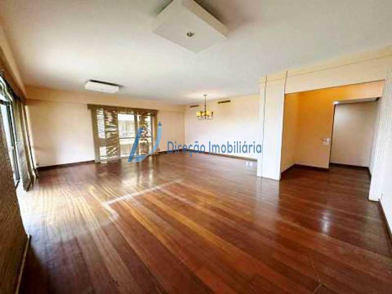 Apartamento à venda com 4 quartos, 225m² - Foto 9