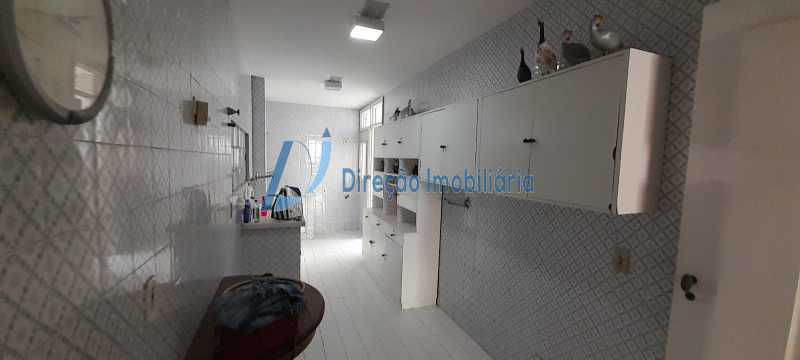 Apartamento à venda com 3 quartos, 150m² - Foto 28