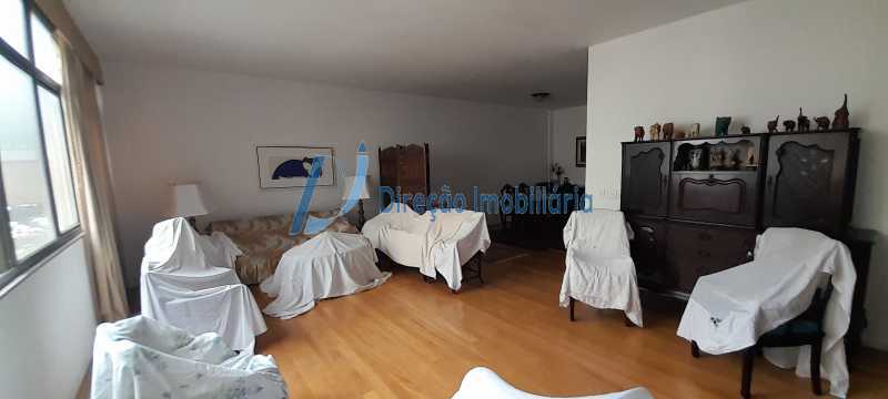 Apartamento à venda com 3 quartos, 150m² - Foto 2