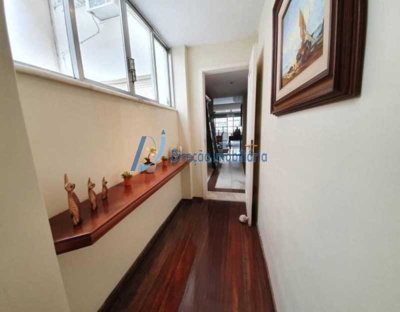 Apartamento à venda com 3 quartos, 225m² - Foto 10