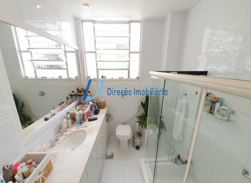 Apartamento à venda com 3 quartos, 225m² - Foto 15