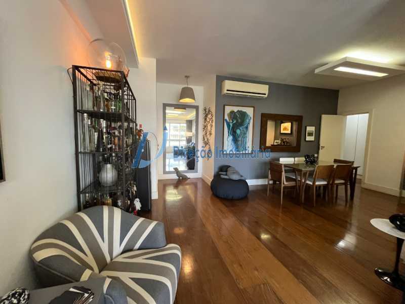 Apartamento à venda com 3 quartos, 119m² - Foto 5