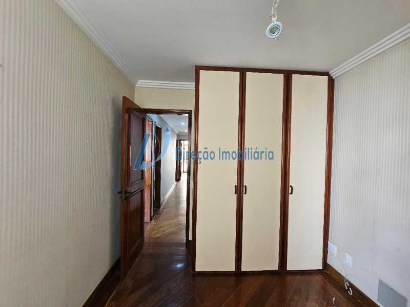 Apartamento à venda com 4 quartos, 169m² - Foto 9