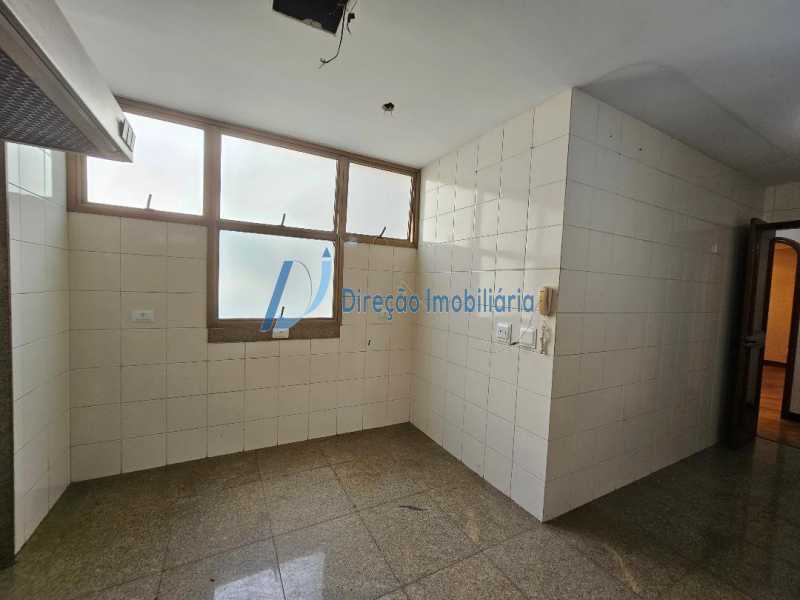 Apartamento à venda com 4 quartos, 169m² - Foto 24