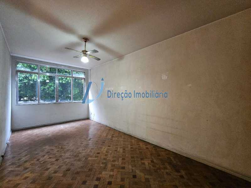 Apartamento à venda com 3 quartos, 103m² - Foto 2