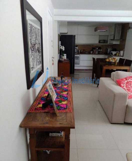 Apartamento à venda com 3 quartos, 106m² - Foto 6