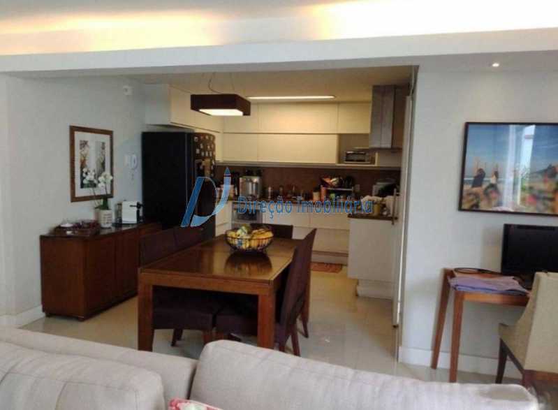 Apartamento à venda com 3 quartos, 106m² - Foto 2