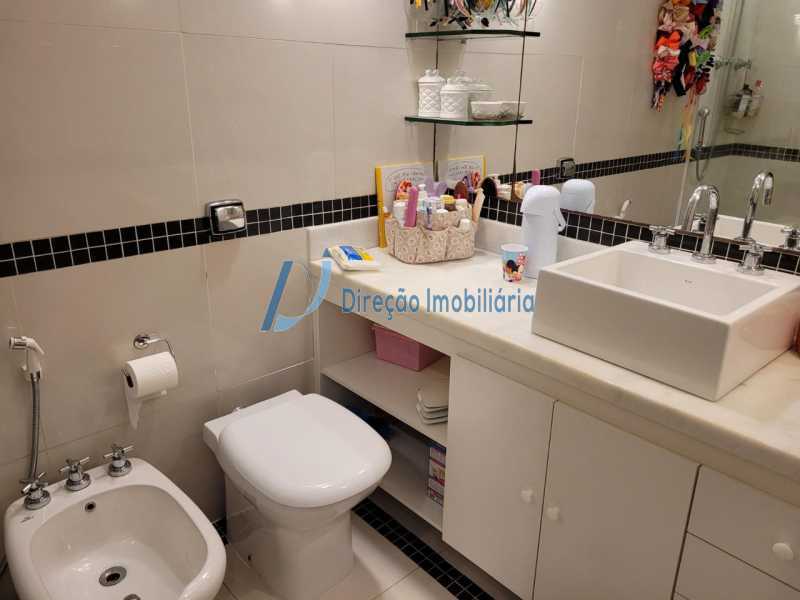 Apartamento à venda com 4 quartos, 300m² - Foto 17