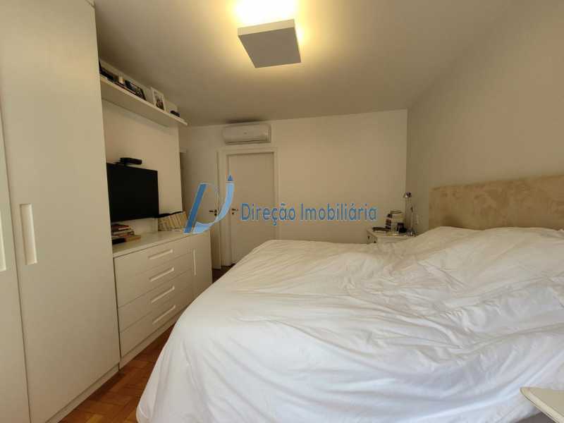 Apartamento à venda com 4 quartos, 300m² - Foto 12