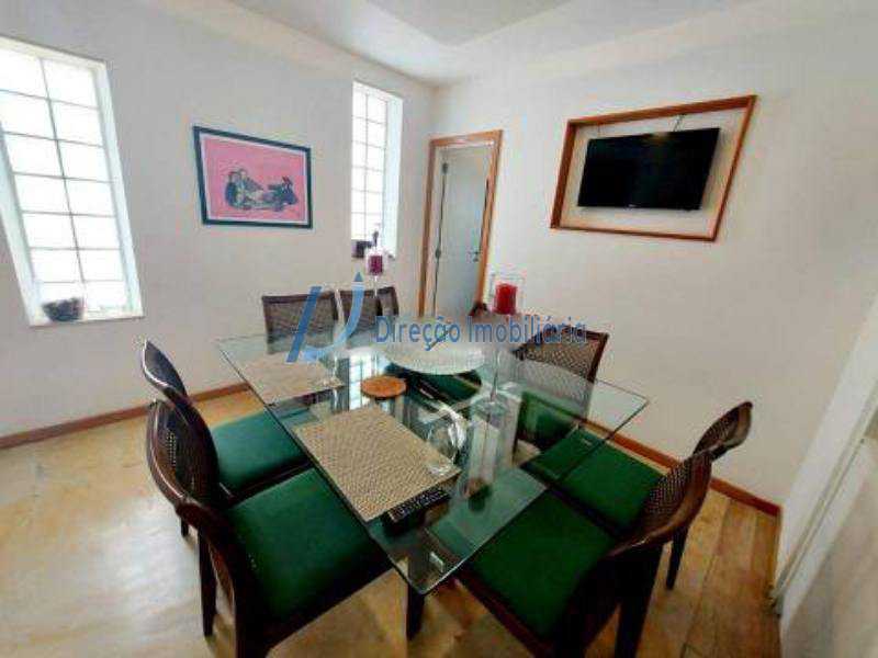 Apartamento à venda com 4 quartos, 240m² - Foto 9