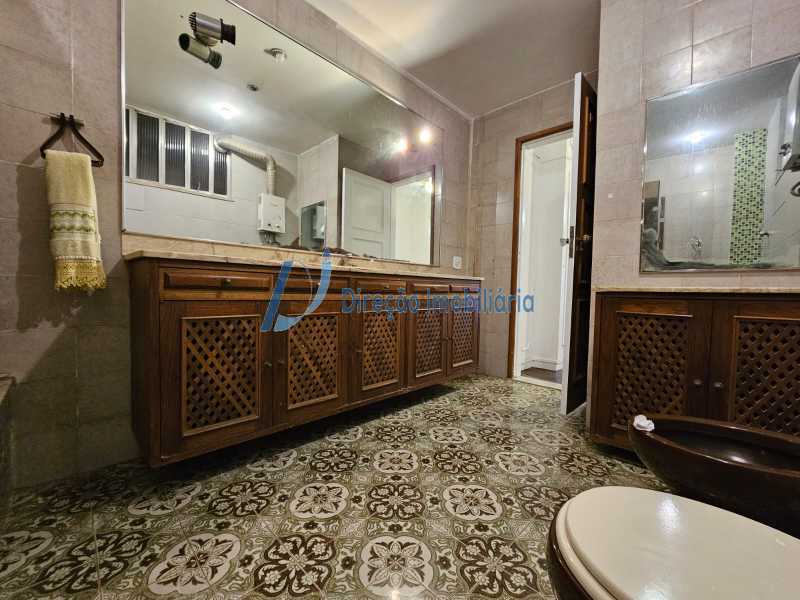 Apartamento à venda com 4 quartos, 219m² - Foto 18