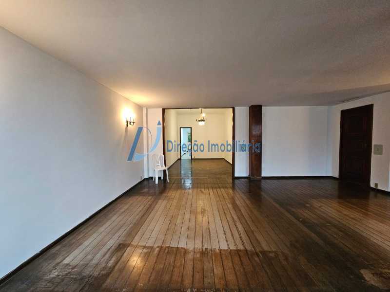 Apartamento à venda com 4 quartos, 219m² - Foto 3