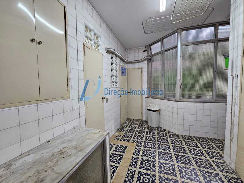 Apartamento à venda com 4 quartos, 219m² - Foto 27