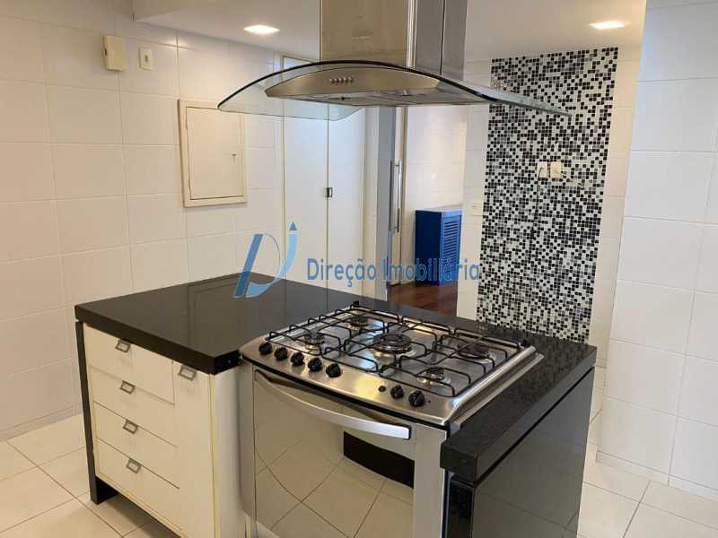 Apartamento à venda com 4 quartos, 182m² - Foto 20