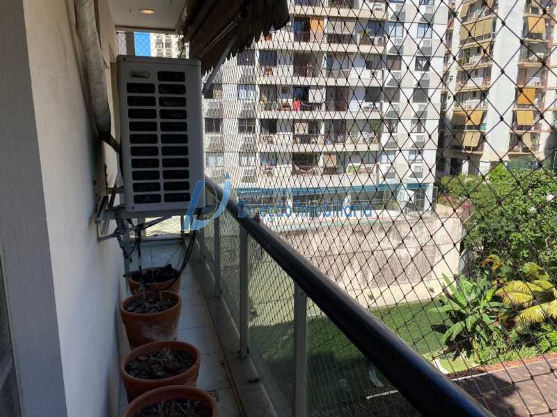 Apartamento à venda com 4 quartos, 182m² - Foto 24