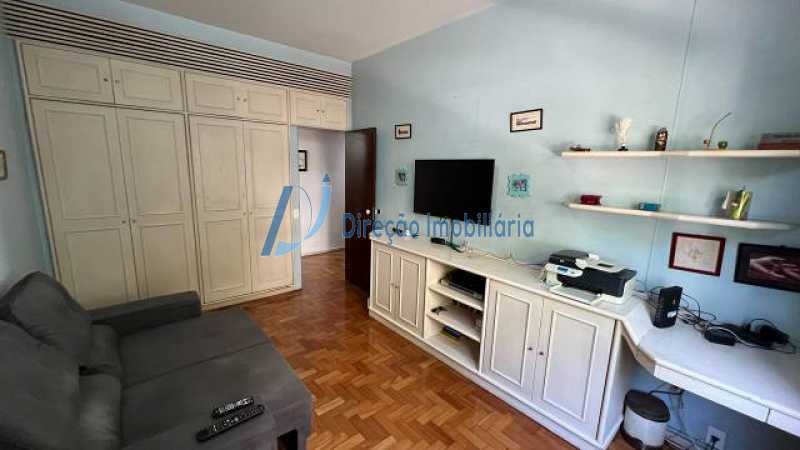 Apartamento à venda com 4 quartos, 215m² - Foto 11