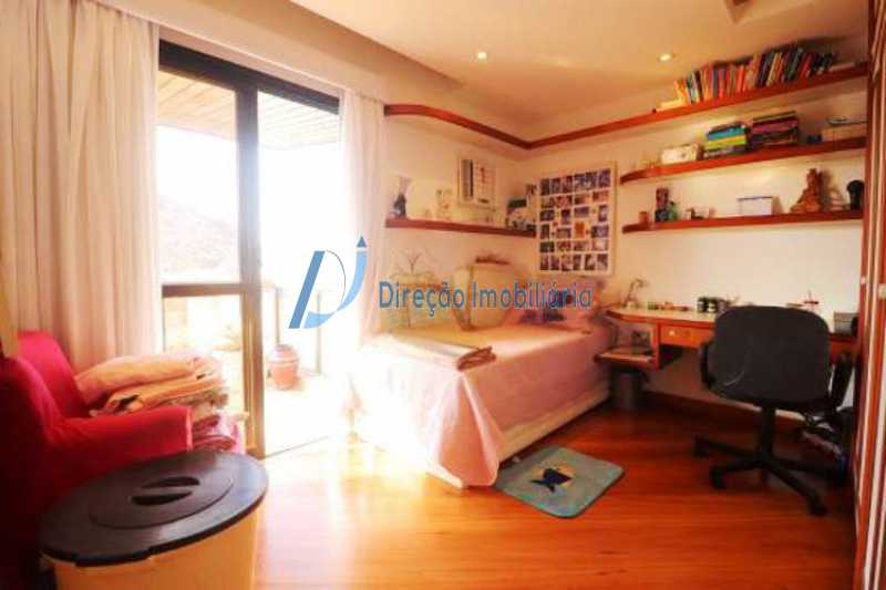 Apartamento à venda com 4 quartos, 183m² - Foto 9