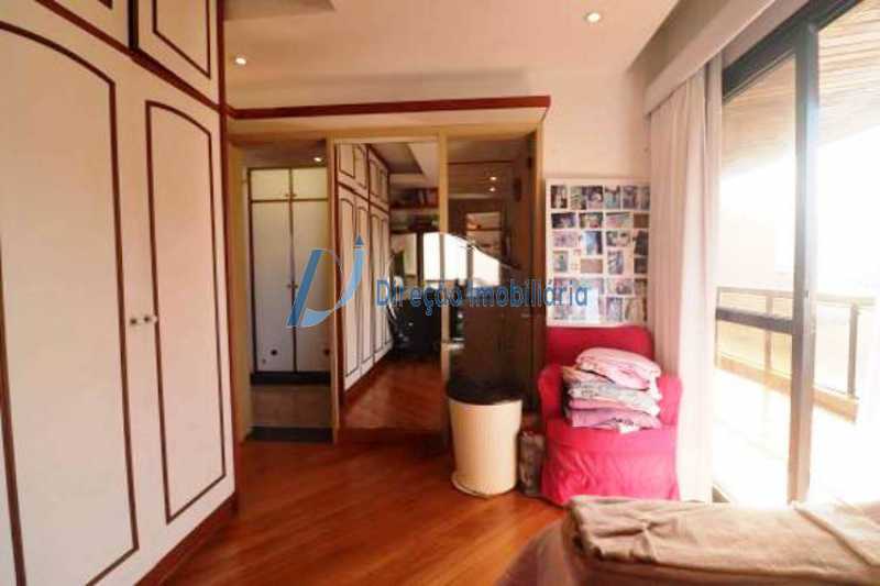 Apartamento à venda com 4 quartos, 183m² - Foto 11