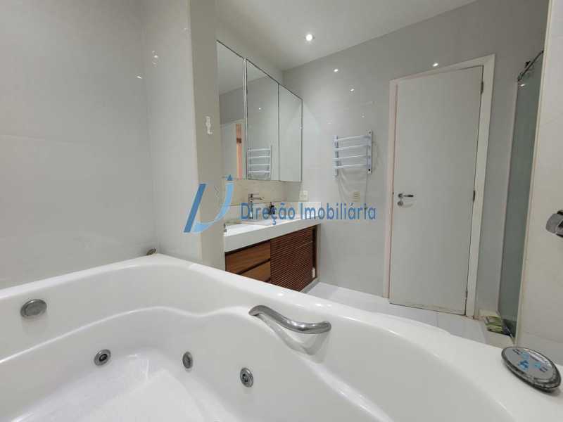 Apartamento à venda com 4 quartos, 170m² - Foto 16