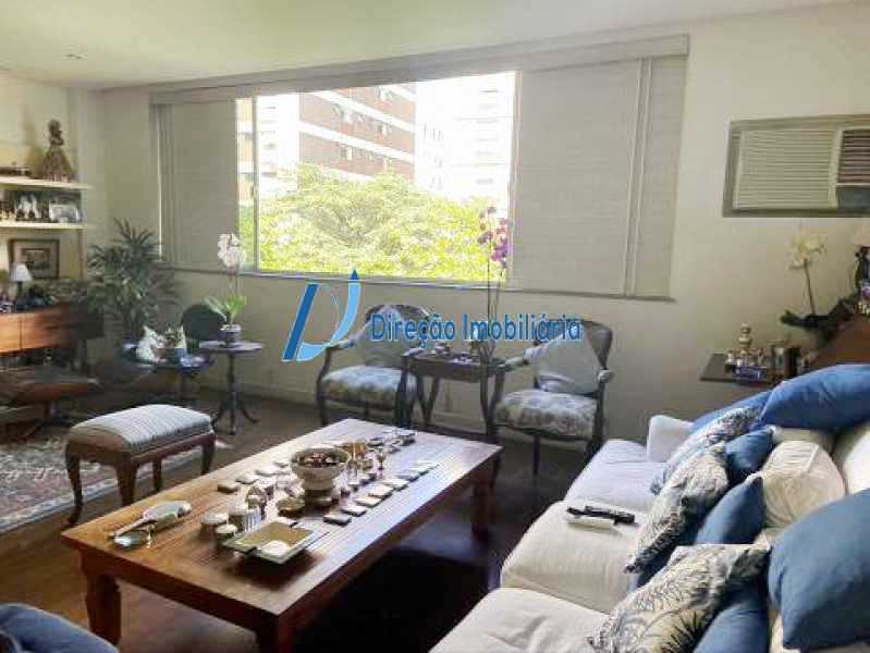 Apartamento à venda com 4 quartos, 150m² - Foto 4