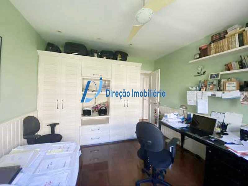 Apartamento à venda com 4 quartos, 150m² - Foto 13